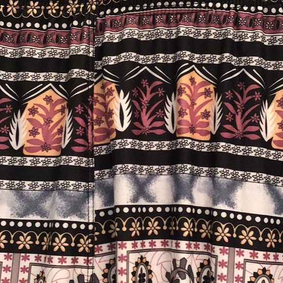 Leggings 4 pair L/XL all same except pattern, nice - Picture 2 of 8